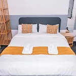 Modern Lux City Center Studio